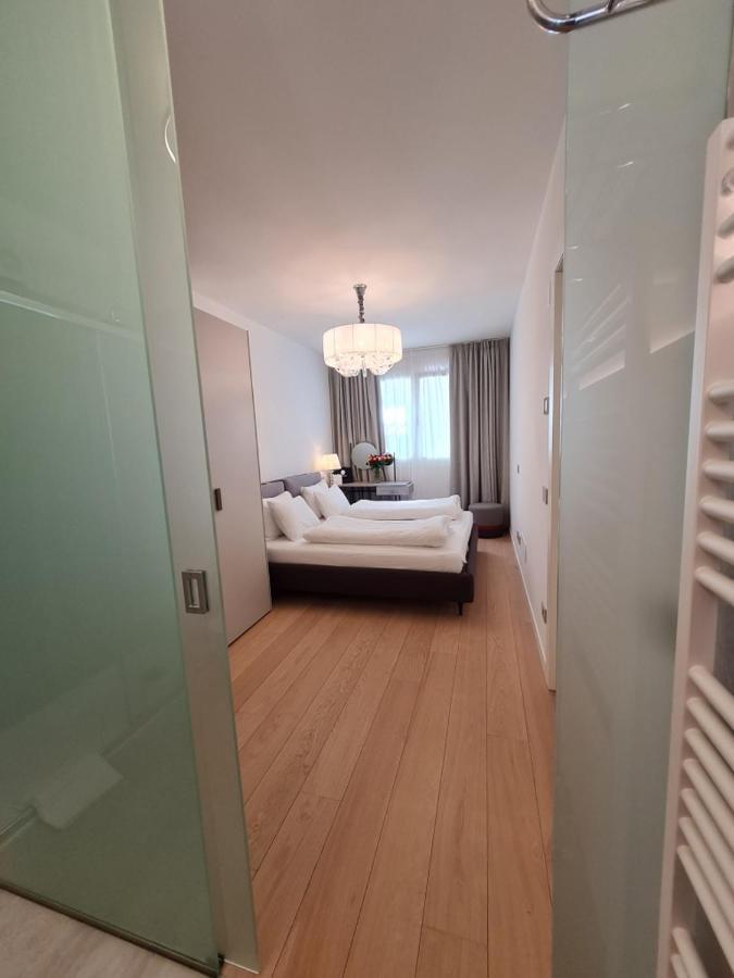 Sole Di Diana Luxury Apartments ペスキエーラ・デル・ガルダ エクステリア 写真