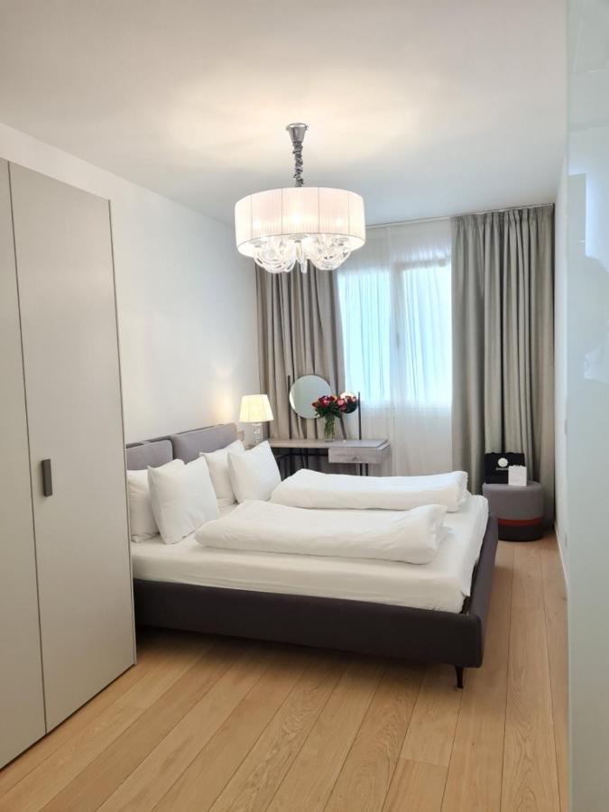 Sole Di Diana Luxury Apartments ペスキエーラ・デル・ガルダ エクステリア 写真