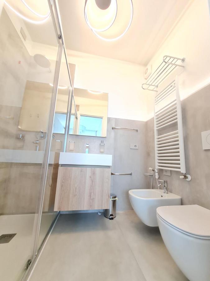 Sole Di Diana Luxury Apartments ペスキエーラ・デル・ガルダ エクステリア 写真